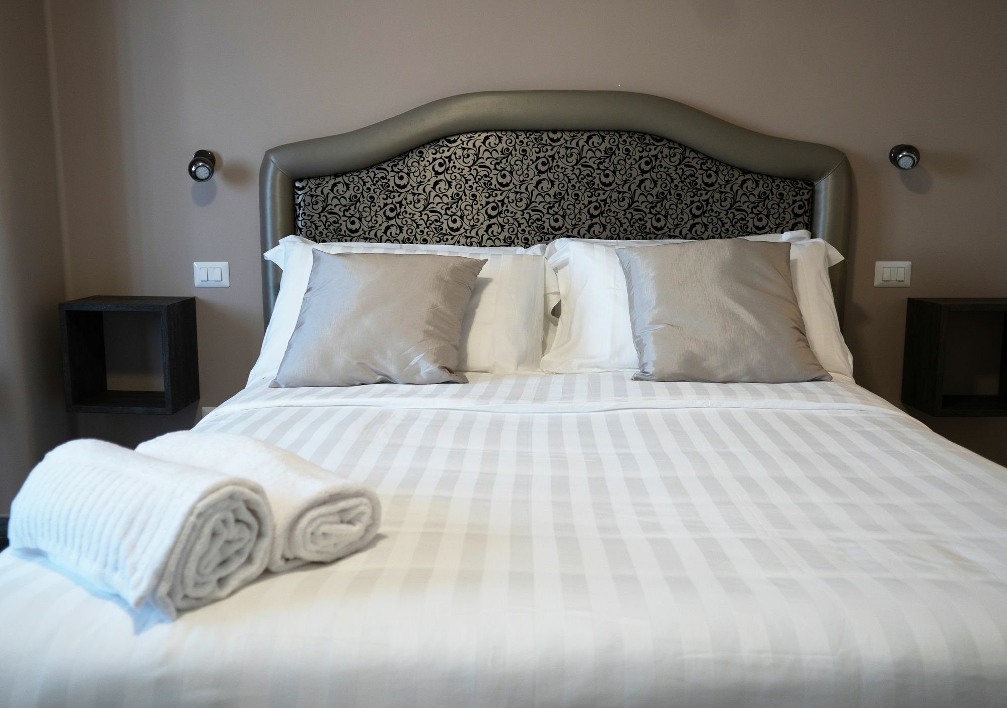 Piazza Bologna Little Suites Roma Exterior foto